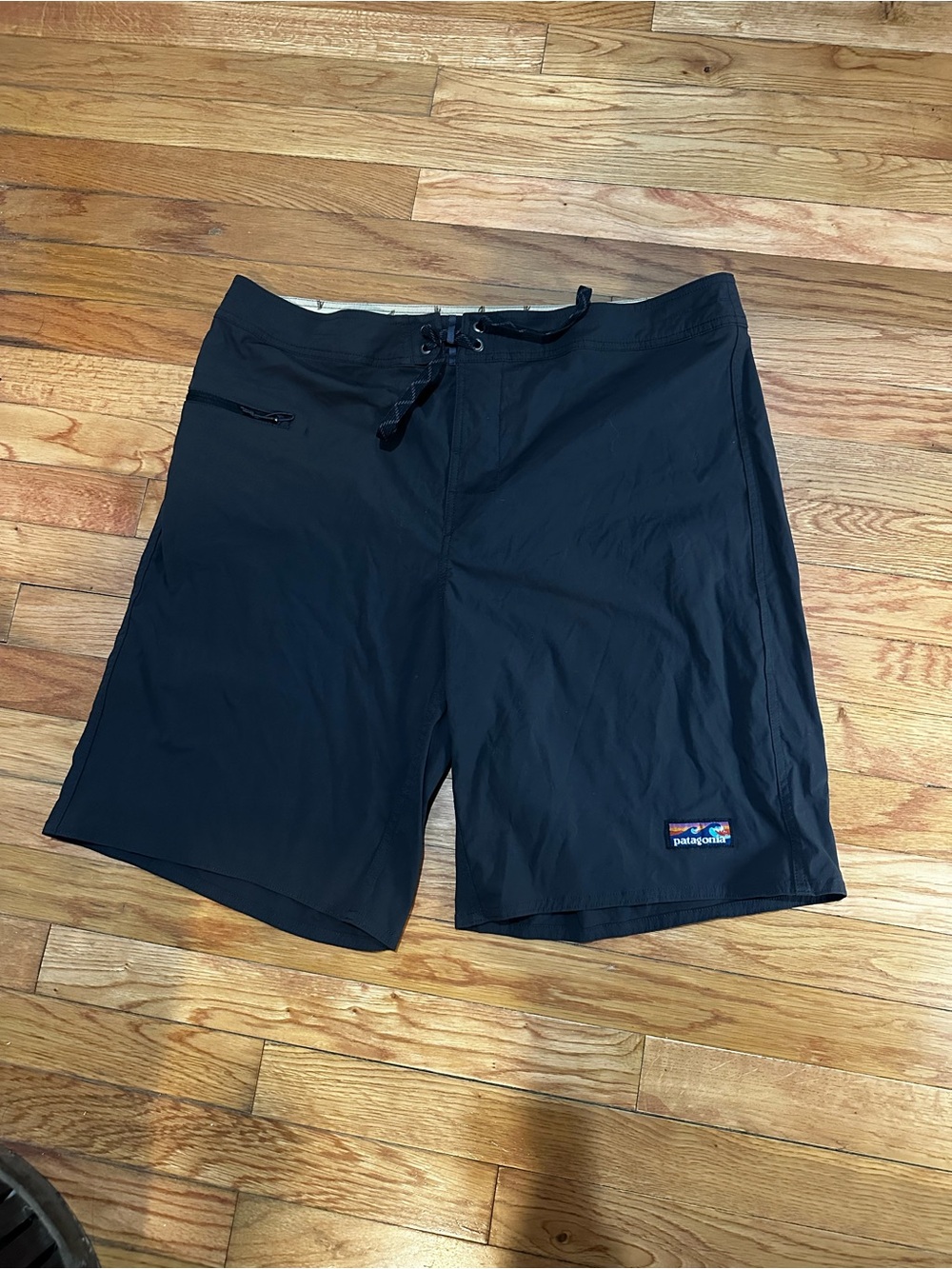 Patagonia Wavefarer Board Shorts Dark Gray 10” Inseam Surf Beach Drawstring 38